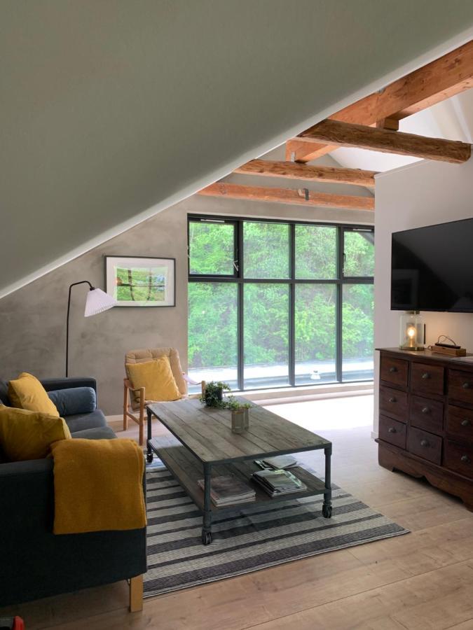 Tree Top Hill - The Old Station House - Bastad Holiday Apartments Bagian luar foto
